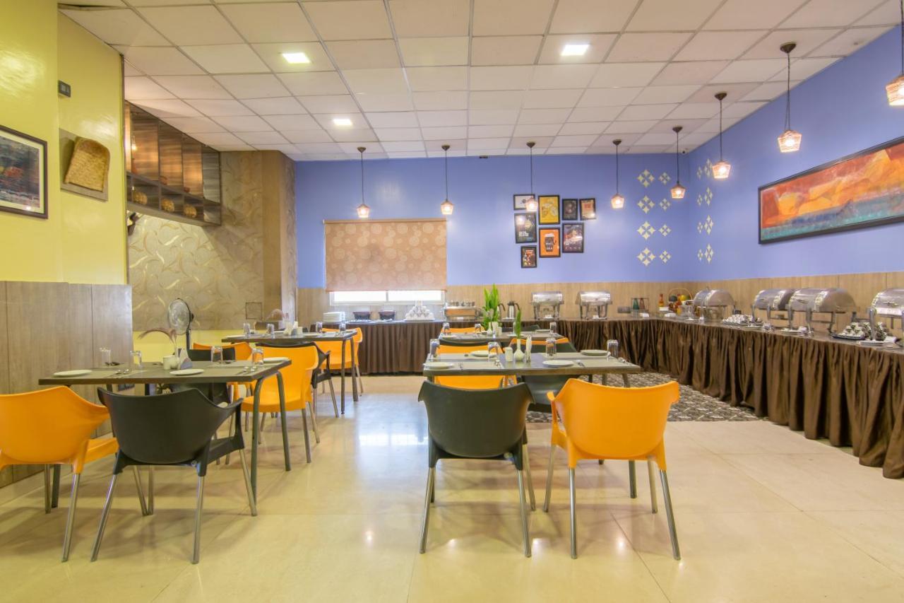 Bangalore Gate Hotel & Conferences Zewnętrze zdjęcie
