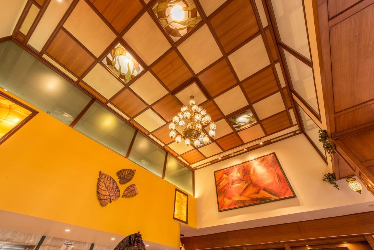 Bangalore Gate Hotel & Conferences Zewnętrze zdjęcie